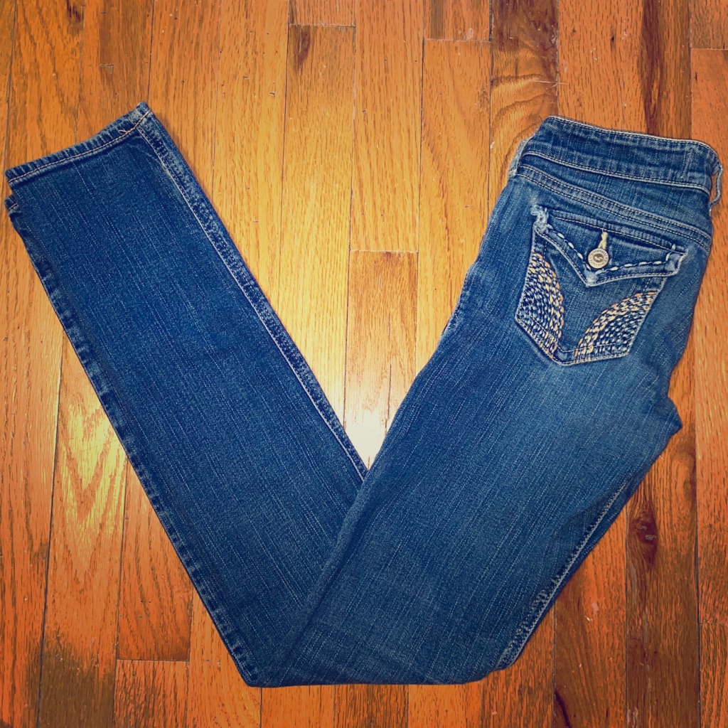Hollister Buttoned Back Pocket Jeans Hollister Buttoned Back Pocket Jeans
